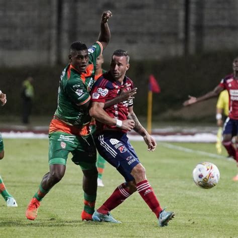 Síntesis DIM 1 Envigado 0 Águilas 2 Caldas 1 La Equidad 1 América