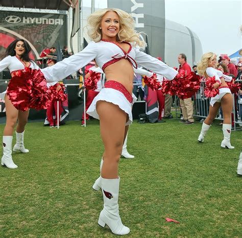 Cheerleader Of The Week Alexandria Sports Illustrated Hot