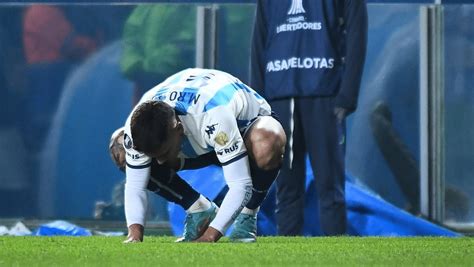 Golazo y ovación Matías Rojas se despidió de la mejor forma de Racing