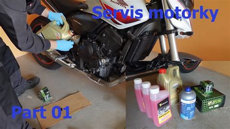 Servis Motorky Honda Cb F Hornet Part V M Na Oleje Vzduchov Filtr