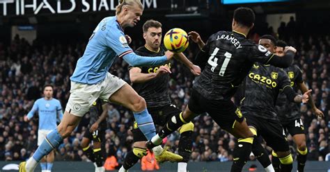 Man City Fight Back On The Field To Close On Arsenal