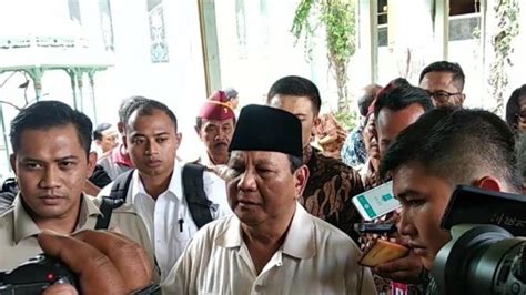 Prabowo Subianto Merasa Lakukan Napak Tilas Saat Berkunjung Ke Pura