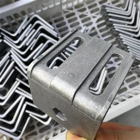 China Customized Aluminum Angle Extrusion Manufacturers - Cheap ...