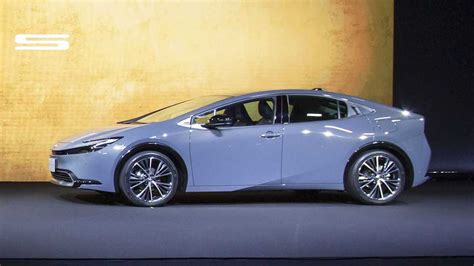 Nouvelle Toyota Prius Un Look Sympa Et Seulement Hybride Rechargeable