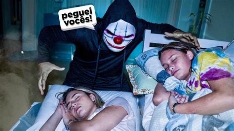 O ANÔNIMO invadiu o QUARTO DAS MENINAS enquanto elas dormiam ficaram