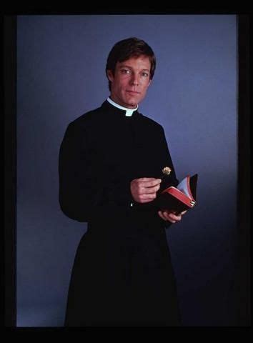 the thorn birds richard chamberlain | Father Ralph form The Thorn Birds ...