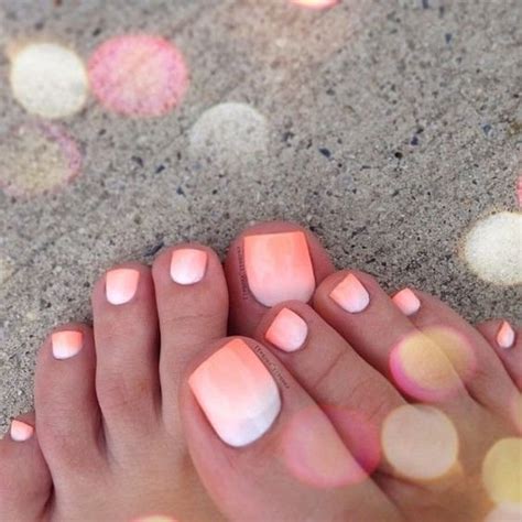 40 Stunning Summer Toe Nail Designs To Show Off On The Beach Bellatory