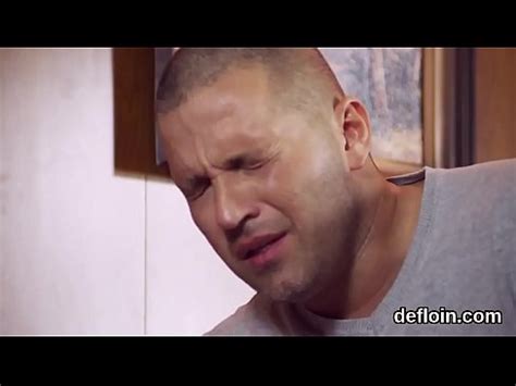 Chica Inocente Abre La Vagina Estrecha Y Pierde La Virginidad XVIDEOS