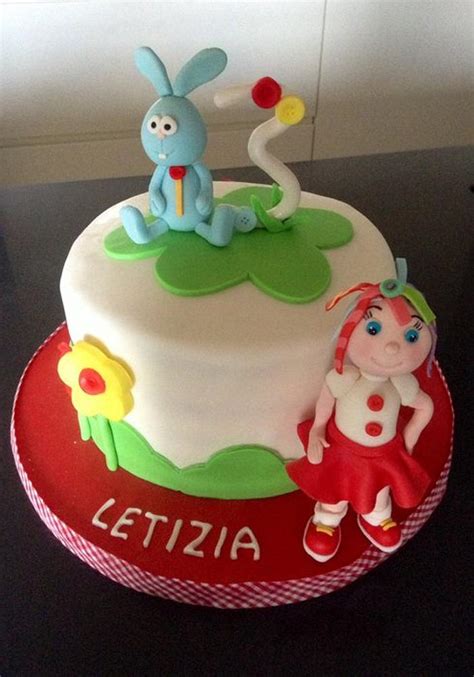 Rosie Decorated Cake By Eleonora Del Greco Cakesdecor