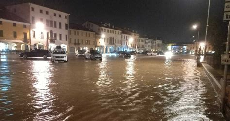 Maltempo A Castelfranco Veneto L Avenale Esonda Ancora