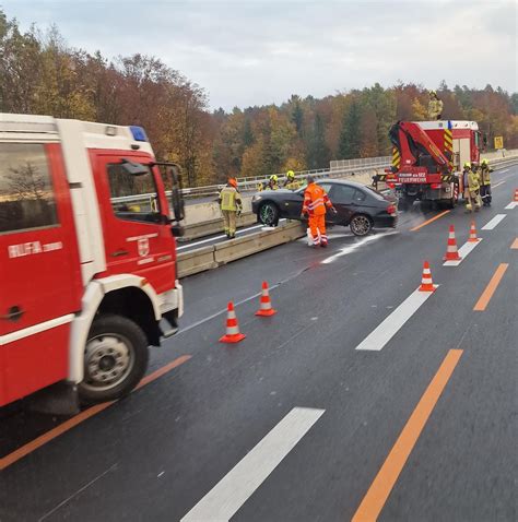 Eins Tze T Verkehrsunfall Auf Der A Bzw Im Ortsgebiet