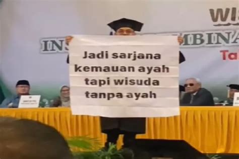 Wisuda Tanpa Ayah Mahasiswa Institut Pembina Rohani Islam Jakarta Ini