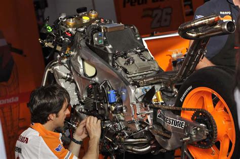 Motorcycles Used In Motogp Racing All You Need To Know Bikesmedia In