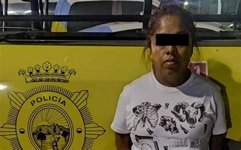 Mujer Detenida Con Droga Frente A Mes N Estrella En Monterrey