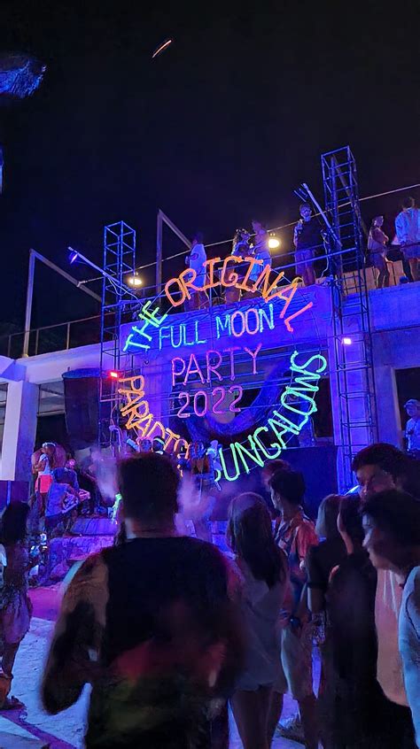 Backpackers Guide To The Full Moon Party In Koh Phangan