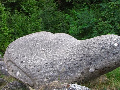 World's Beautiful Landscapes.: Trovants, The stones grow | Costesti, Romania