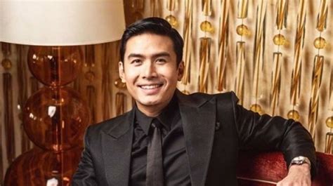 Penyanyi Christian Bautista Hadirkan Suasana Intim Dengan Penonton Saat