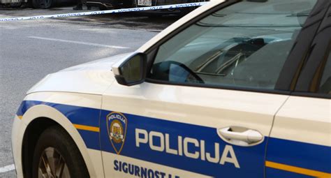 Slobodna Dalmacija Policajci zaustavili Imoćanina na sumnjivom motoru