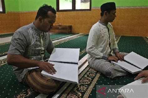 Program Belajar Tadarus Al Quran Bagi Tuna Netra Di Solo Tempo Co