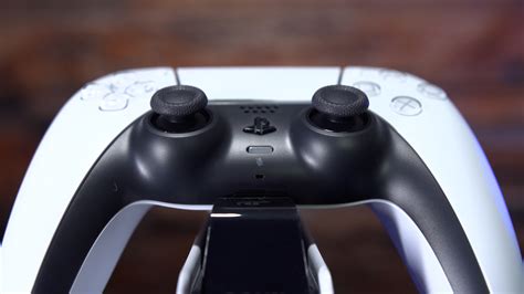 How To Use Headphones And Earbuds With Ps5 And Ps4 Controller Push