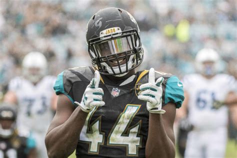 Jags LB Myles Jack Dealing with Back Injury - SportzBonanza