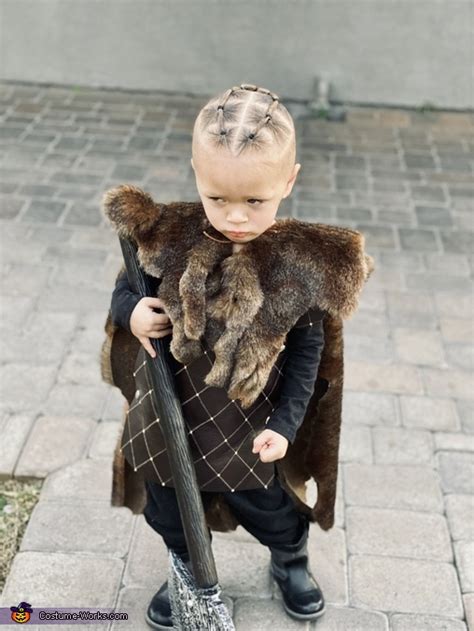 Ragnar From The Vikings Costume Creative Diy Costumes