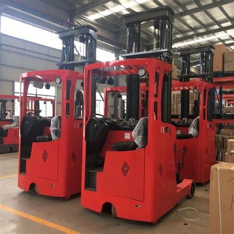 China Sit Down Electric Reach Truck Manufacturers Sit Down Electric