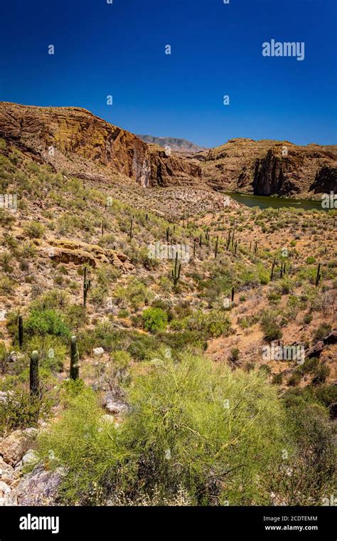 Apache Trail Scenic Drive Stock Photo - Alamy