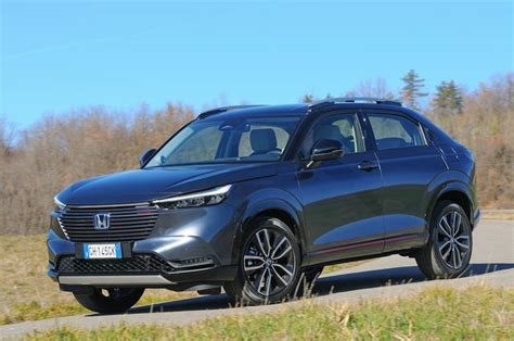 Essai Fiche Technique Honda Hr V Avis Et Dimensions Hev Advance