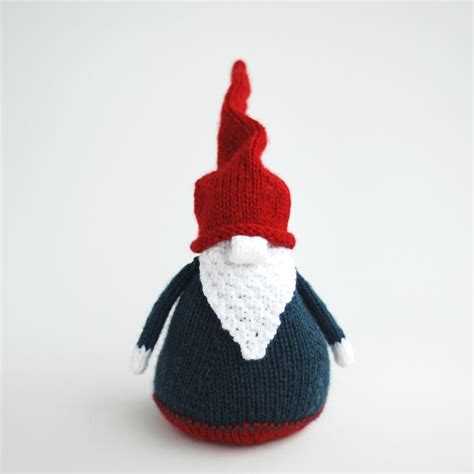 3 Gnomes Knitting Pattern By Denizastoysjoys Lovecrafts Knitting