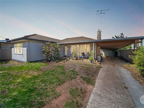 Carpenter Street Quarry Hill Vic Realestate Au