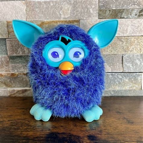 Adorable Hasbro 2012 Blue Furby