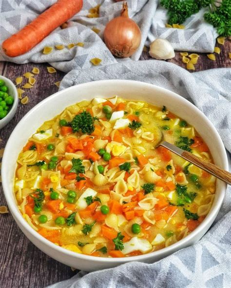 Nudelsuppe Mit M Hre Und Ei Lydiasfoodblog Rezept Nudelsuppe