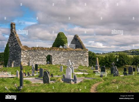 Old Irish Cemetery Hi Res Stock Photography And Images Alamy