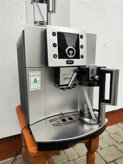 Кавомашина кофемашина Delonghi Perfecta ESAM 5500 новий молочник: 8 200 ...