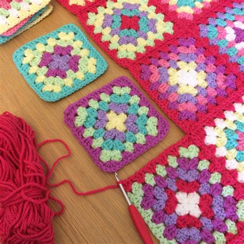 How To Join Granny Squares Joining Crochet Squares Ways Artofit