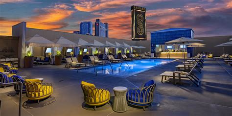 SAHARA Las Vegas Rooftop Pools