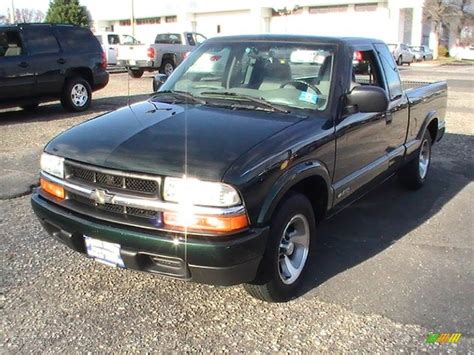 2003 Dark Green Metallic Chevrolet S10 Ls Extended Cab 57610061