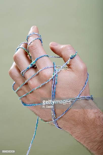 291 String Tied Around Finger Stock Photos High Res Pictures And