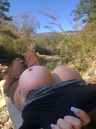 MILF On A Hike Flashes Giant Double G Boobs Pics XHamster
