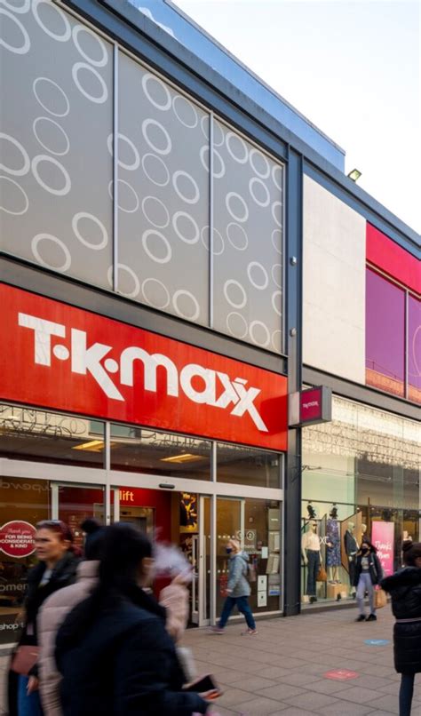 Best Tk Maxx In London For Clothes Candles And More