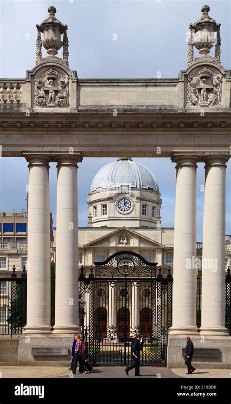 Government Buildings Dublin Hi Res Stock Photography And Images Alamy