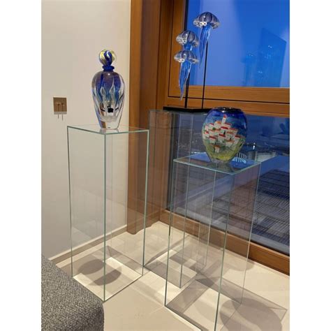 Glass Plinth