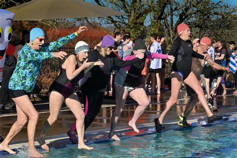 Photos Salem Takes The Plunge For Special Olympics Salem Reporter