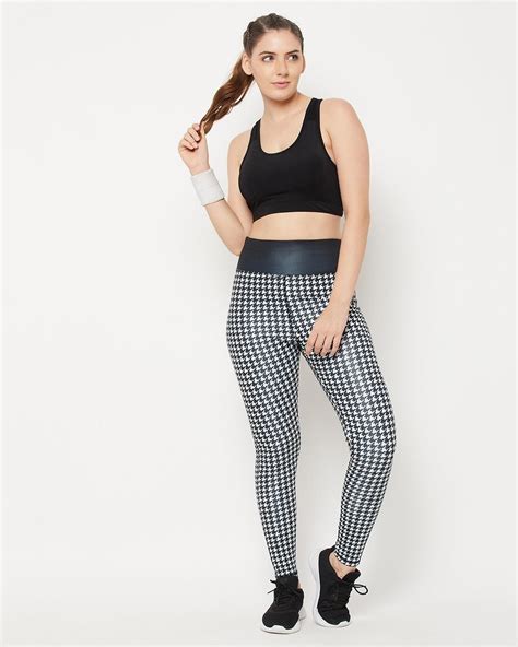 Buy Women S Black Printed Slim Fit Tights For Women Black Online At Bewakoof