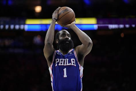 James Harden Not Traveling With The 76ers Is A Trade Close Marca