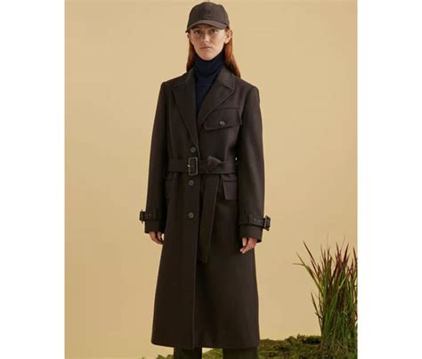 Trench Coats That Will Give You An Elegant Allure This Season Special