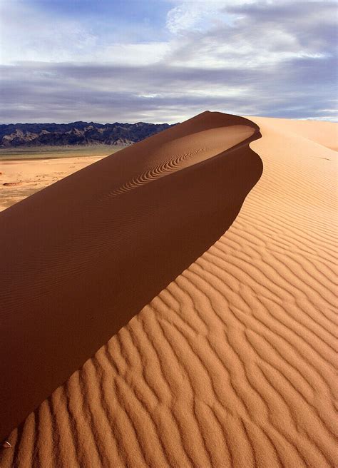 Sand Dune Gobi Desert Mongolia License Image 70261312 Lookphotos