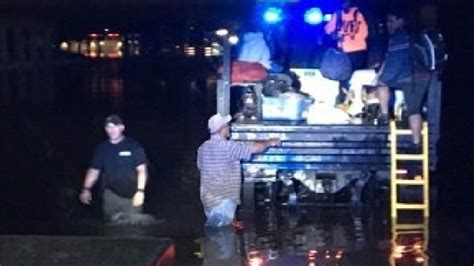 Louisiana Flood Worst Us Disaster Since Hurricane Sandy Red Cross