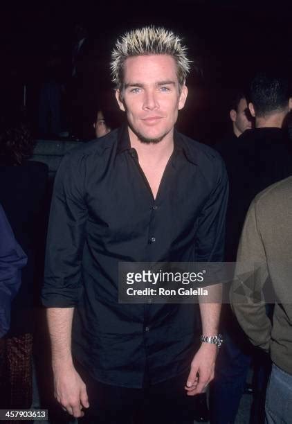 1602 Mark Mcgrath Singer Stock Photos High Res Pictures And Images